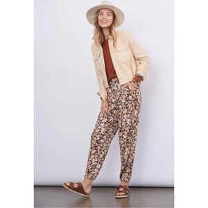 Anthropologie Diandra Pleated Floral Joggers Size‎ 8P